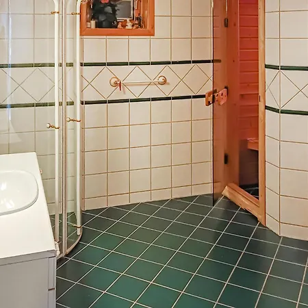 Feriehus Lovely In With Sauna *